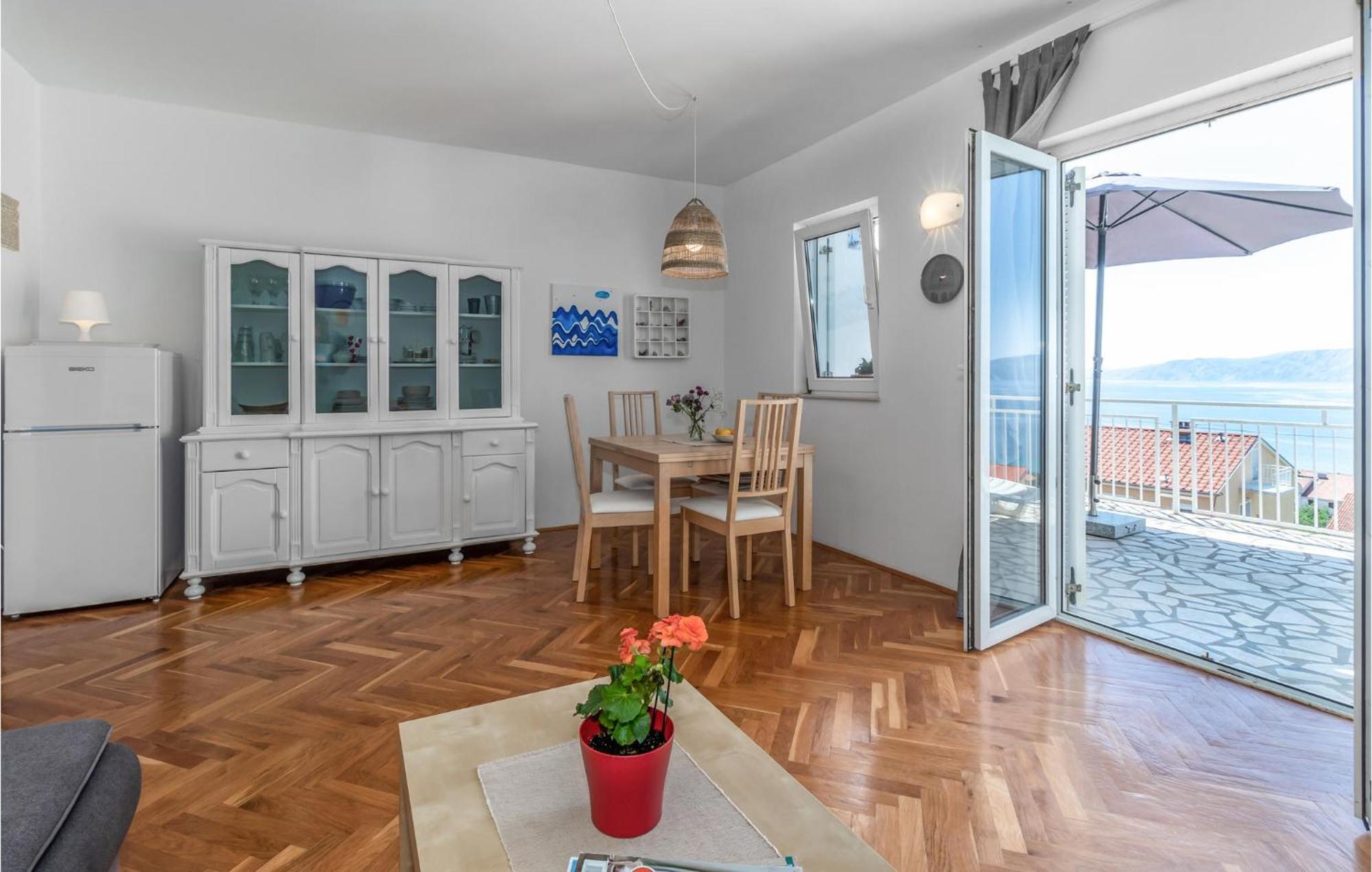 Lovely Apartment In Novi Vinodolski With Wifi Zewnętrze zdjęcie