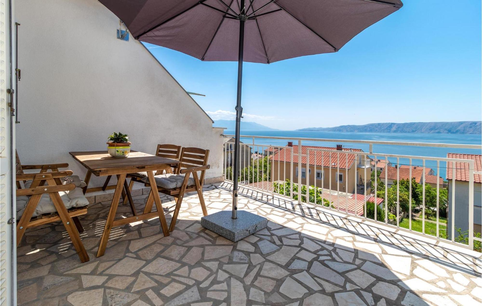 Lovely Apartment In Novi Vinodolski With Wifi Zewnętrze zdjęcie